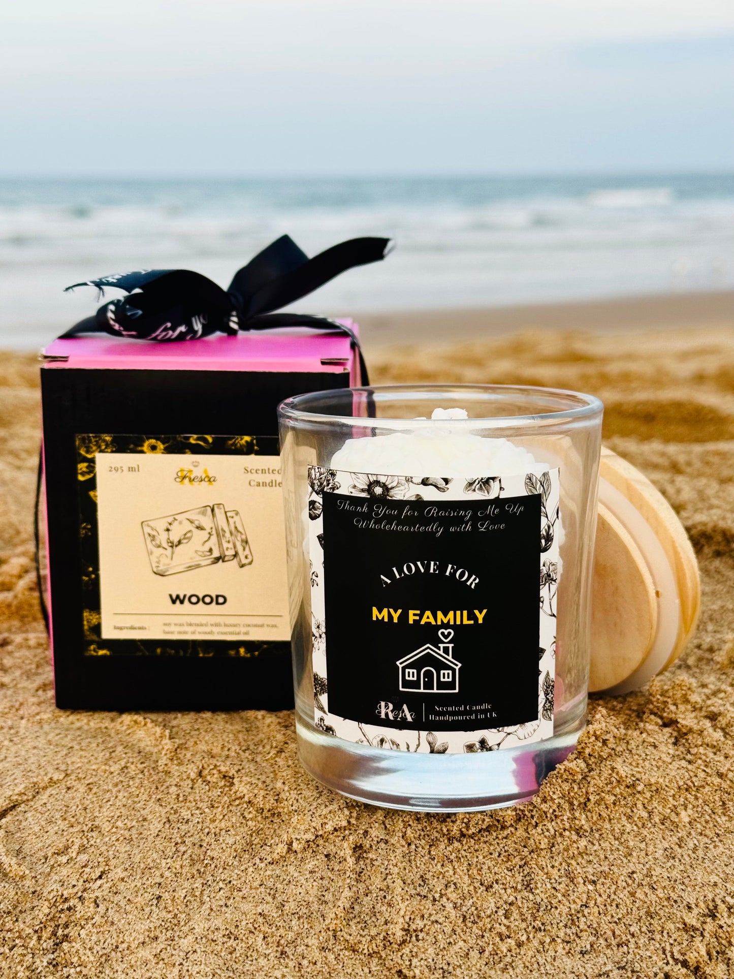 Pine & Cedarwood Charm – Scented Candle Handpoured in UK | Mother’s Day, Father’s Day, Family Gifts